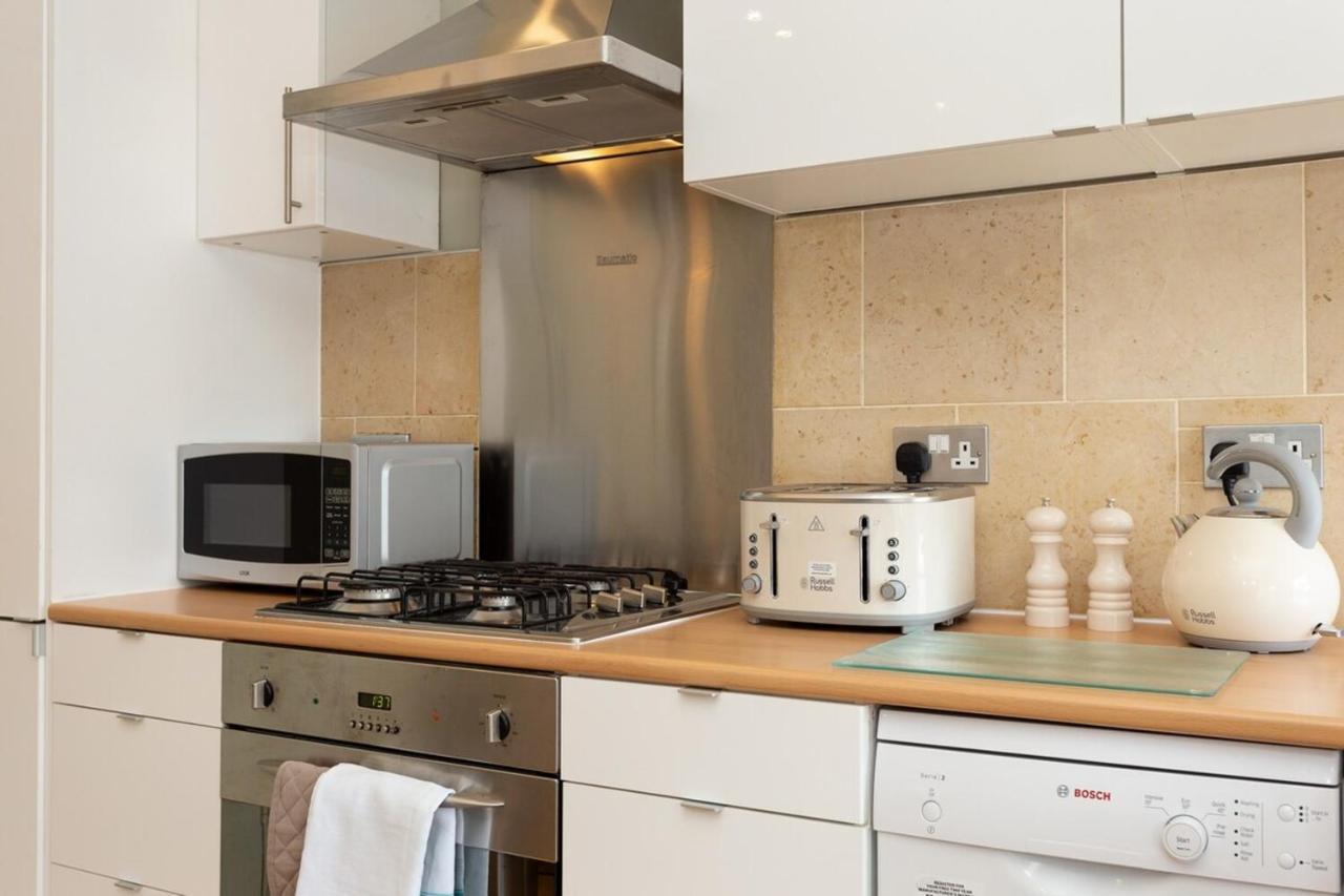 Quaint 2 Bedroom Flat - 9 Minutes Walk To Vauxhall Tube Λονδίνο Εξωτερικό φωτογραφία